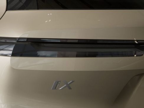 Used 2026 BMW iX xDrive45 w/ M Sport Package image 35