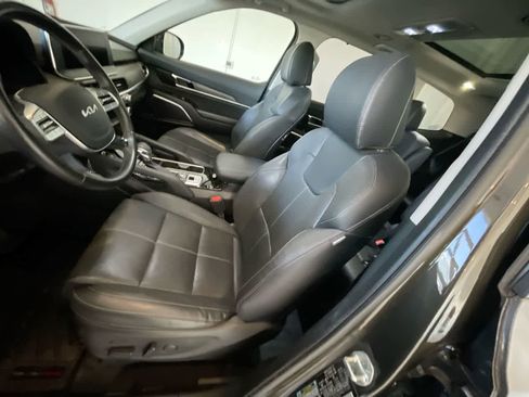 Used 2022 Kia Telluride SX w/ Nightfall Edition Package image 11
