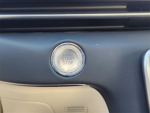 Used 2025 Genesis GV80 3.5T Prestige image 10