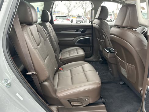 Used 2022 Kia Telluride SX w/ Nightfall Edition Package image 37