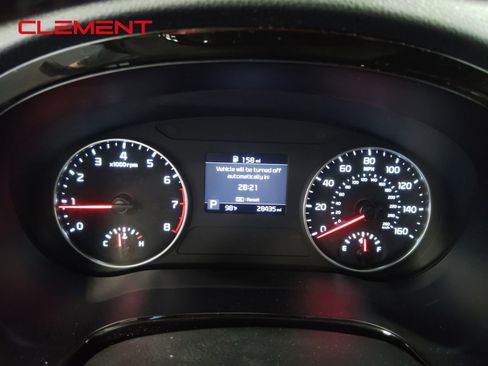 Used 2021 Kia Seltos EX image 19