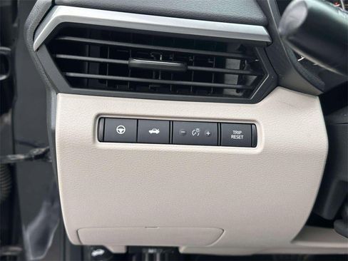 Used 2020 Nissan Altima 2.5 SV image 21