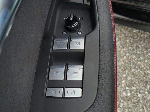 Used 2024 Audi RS 6 performance image 21