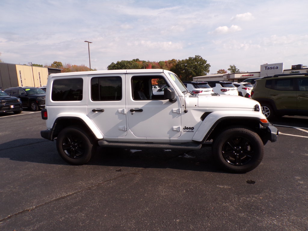 Used 2021 Jeep Wrangler Unlimited Sahara AWD/4WD image 4