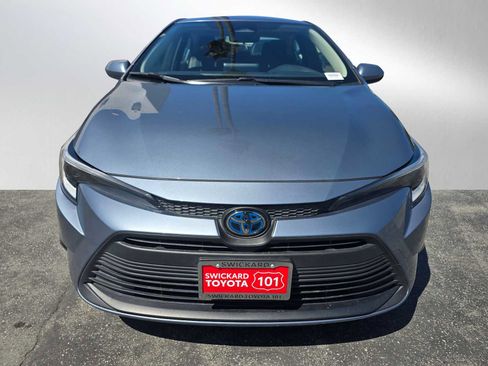 Used 2023 Toyota Corolla LE FWD image 8