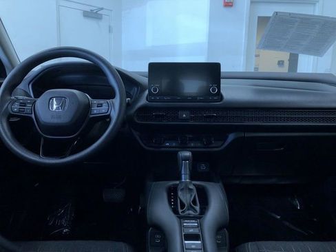 Used 2025 Honda HR-V LX image 16