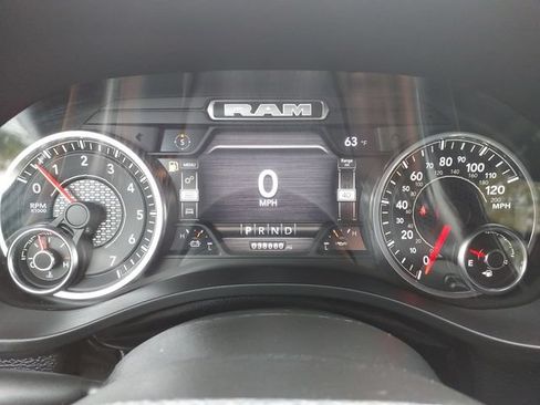 Used 2022 RAM 1500 Laramie w/ Sport Appearance Package AWD/4WD image 14