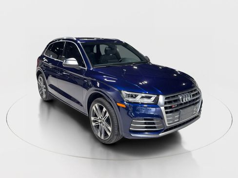 Used 2018 Audi SQ5 Premium Plus w/ Navigation Package image 16