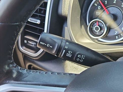 Used 2021 RAM 1500 Big Horn RWD image 16