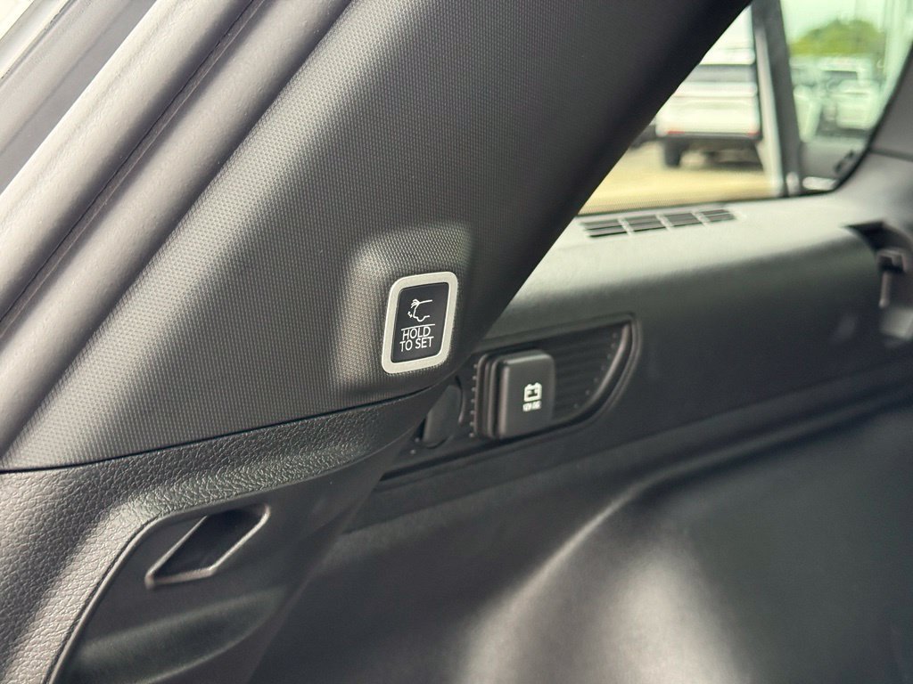 New 2027 Jeep Grand Cherokee Limited AWD/4WD image 26