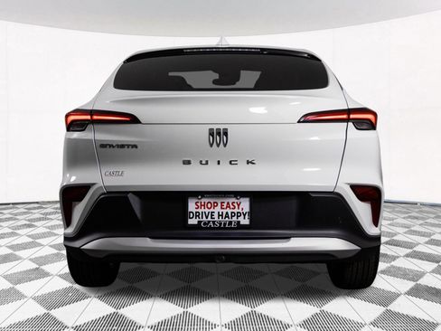 Certified 2024 Buick Envista Preferred w/ Convenience I Package image 14