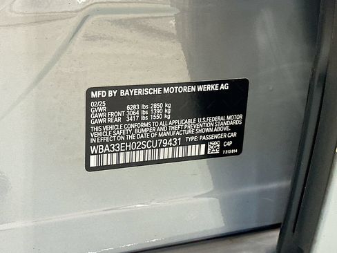 Used 2025 BMW 740i xDrive w/ Premium Package AWD/4WD image 33