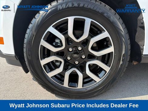Used 2024 Ford Maverick Lariat w/ 4K Tow Package AWD/4WD image 3