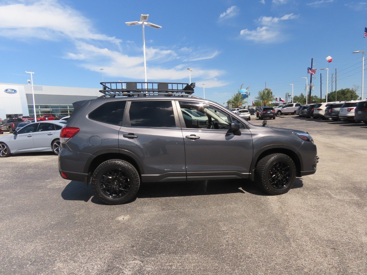 Used 2022 Subaru Forester Premium w/ Popular Package #1 AWD/4WD image 10