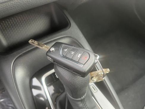 Used 2025 Toyota Corolla LE image 23