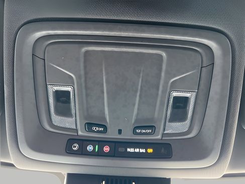 Used 2024 Chevrolet Silverado 1500 LT image 42