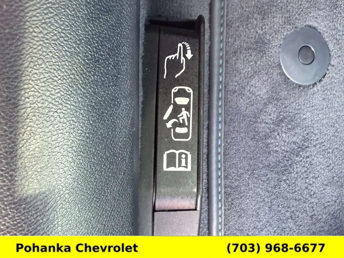 Used 2021 Chevrolet Corvette Stingray Premium Conv w/ Z51 Performance Package RWD image 21