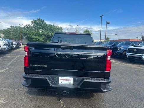 New 2026 Chevrolet Silverado 1500 W/T w/ WT Value Package AWD/4WD image 4