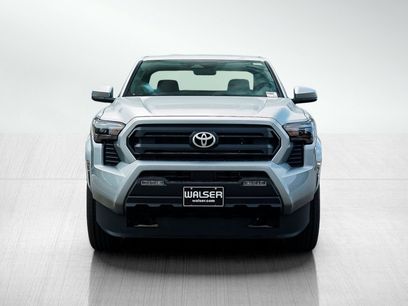 New 2025 Toyota Tacoma SR5