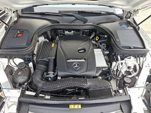 Used 2019 Mercedes-Benz GLC 300 4MATIC image 33