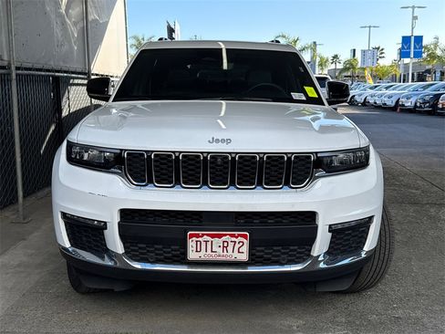 Used 2024 Jeep Grand Cherokee L Limited w/ Luxury Tech Group II image 3