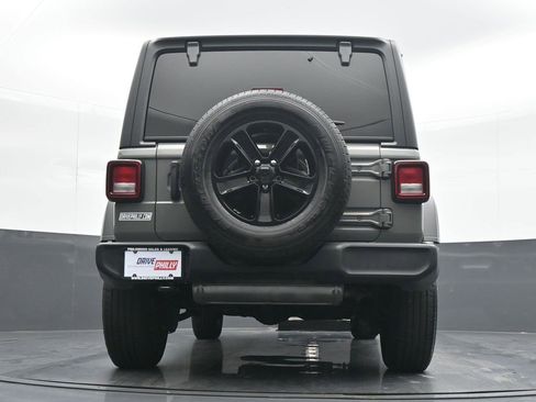 Used 2021 Jeep Wrangler Unlimited Sport image 20