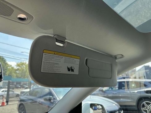 Used 2020 Tesla Model Y Long Range image 26