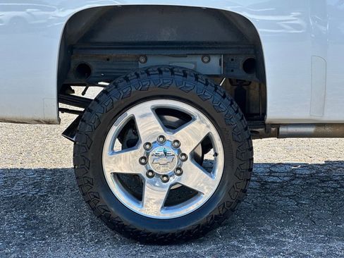 Used 2014 Chevrolet Silverado 2500 LTZ w/ LTZ Plus Package AWD/4WD image 30