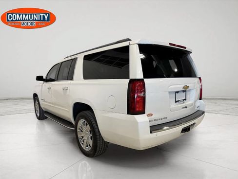 Used 2018 Chevrolet Suburban Premier AWD/4WD image 5