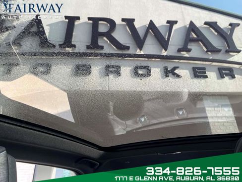 Used 2024 BMW 740i xDrive AWD/4WD image 23