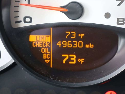 Used 2005 Porsche 911 Carrera image 18