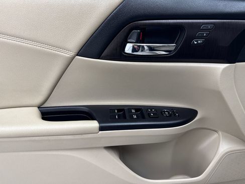 Used 2014 Honda Accord EX-L image 33