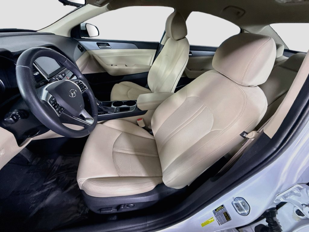 Used 2019 Hyundai Sonata SEL w/ Winter Weather Package FWD image 24