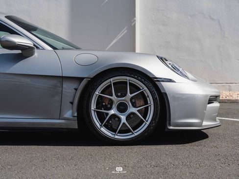 Used 2024 Porsche 911 GT3 RS RWD image 9