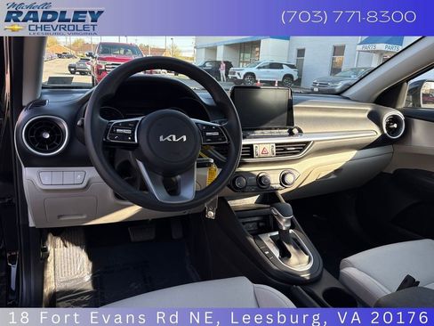 Used 2023 Kia Forte LXS image 14