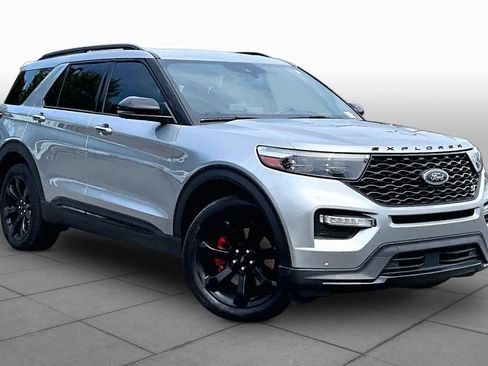 Used 2023 Ford Explorer ST w/ Equipment Group 401A AWD/4WD image 3