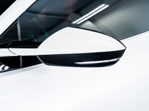 Used 2017 Acura NSX image 23