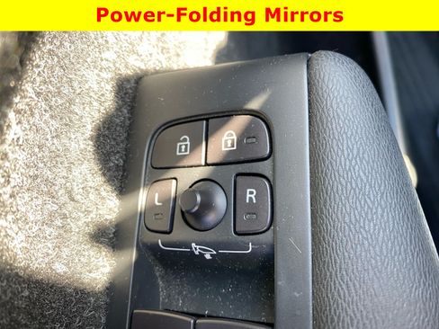 Used 2019 Volvo XC40 T5 R-Design AWD/4WD image 42