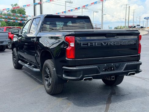 Used 2022 Chevrolet Silverado 1500 LT Trail Boss w/ Bed Protection Package AWD/4WD image 7