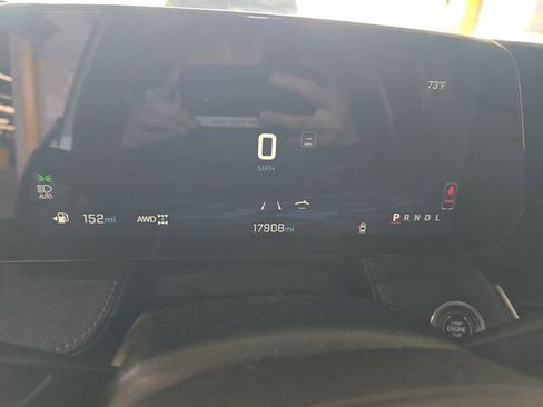 Used 2025 Chevrolet Equinox LT AWD/4WD image 5