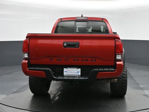 Used 2020 Toyota Tacoma SR image 6
