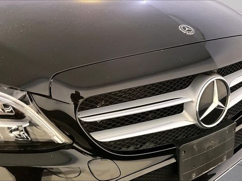Used 2021 Mercedes-Benz C 300 4MATIC Sedan image 32