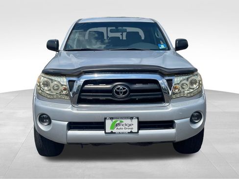 Used 2008 Toyota Tacoma PreRunner RWD image 2