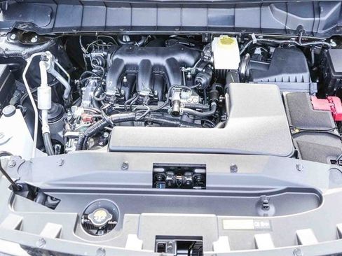 New 2026 Nissan Pathfinder Platinum image 7