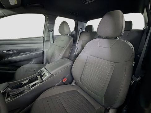Used 2025 Hyundai Santa Cruz SE FWD image 13