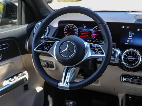 New 2026 Mercedes-Benz GLB 250 4MATIC image 13