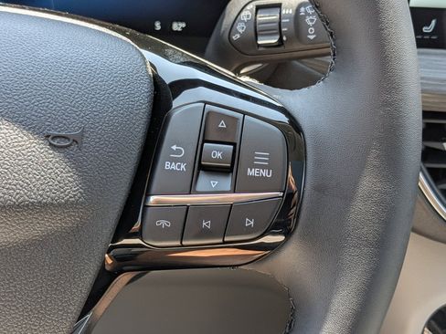 New 2025 Ford Escape SE w/ PHEV Premium Package image 34