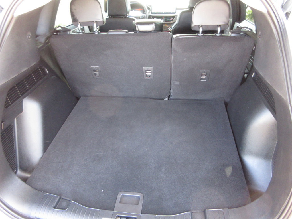 Used 2025 Ford Escape SE FWD image 27