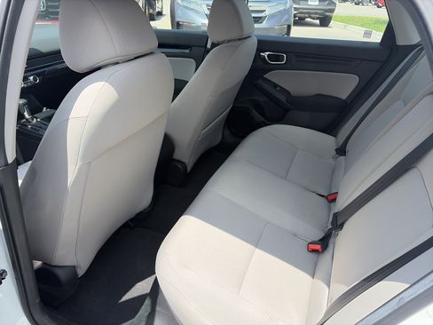 Certified 2024 Honda Civic EX image 17