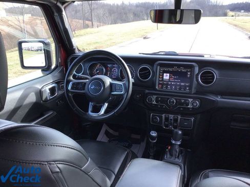 Used 2022 Jeep Wrangler Unlimited Sahara image 19